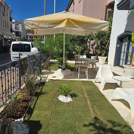 Çeşme Marina Sahil Hotel מראה חיצוני תמונה