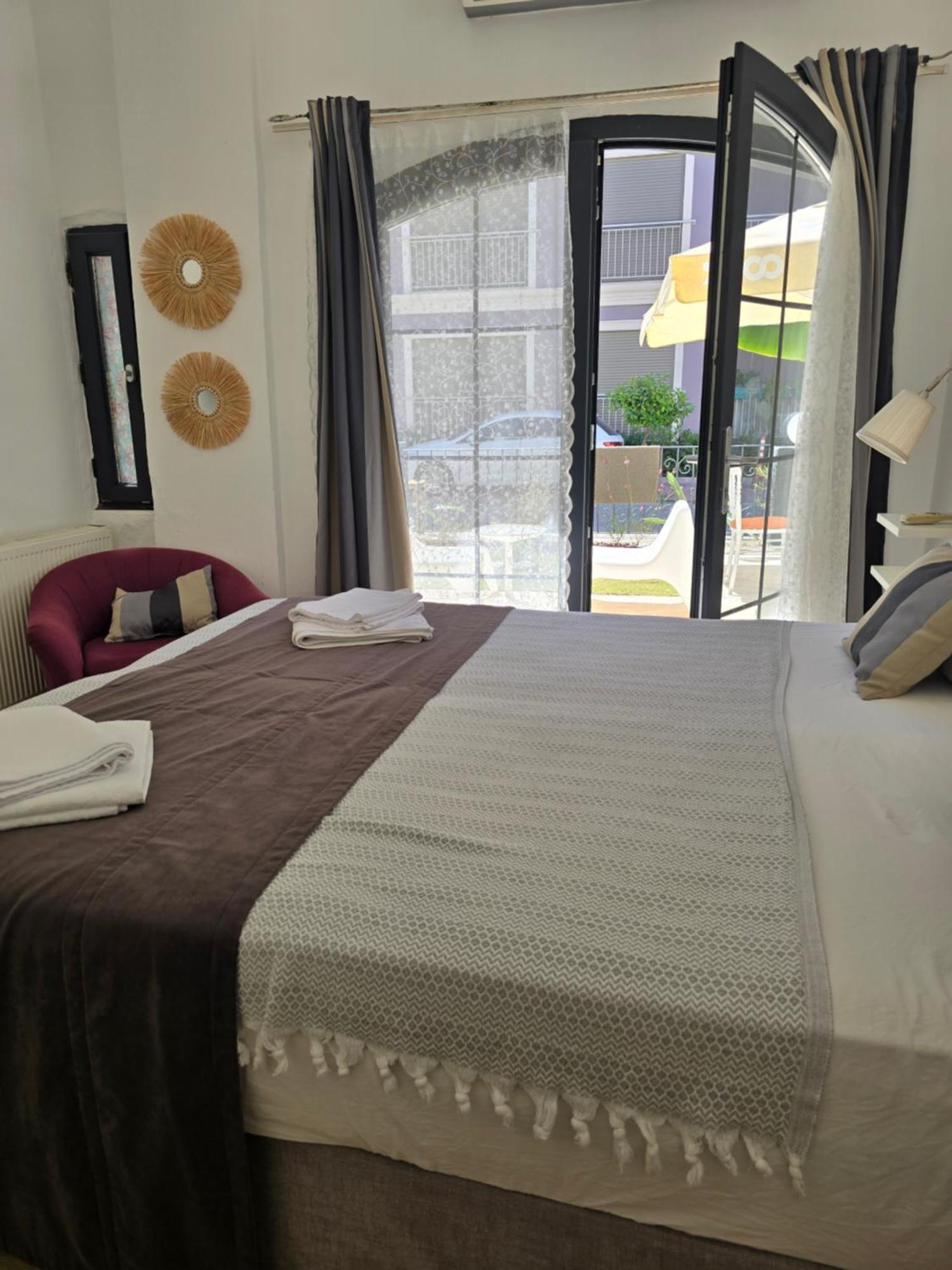 Çeşme Marina Sahil Hotel מראה חיצוני תמונה